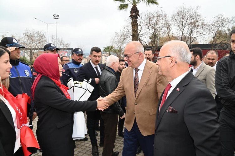 MANİSA BÜYÜKŞEHİR BELEDİYE BAŞKANI CENGİZ ERGÜN'DEN SALİHLİ'YE ZİYARET